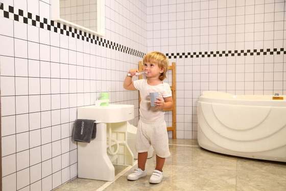Logo anpassbar einfach zu bedienen Kinderwaschbecken mit Sockel
