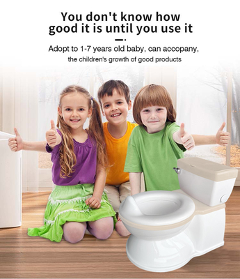 Öko-freundlicher Kunststoff 3 Farben Babypotty Trainingssitz für Zuhause und Außenbereich mit benutzerdefiniertem Logo